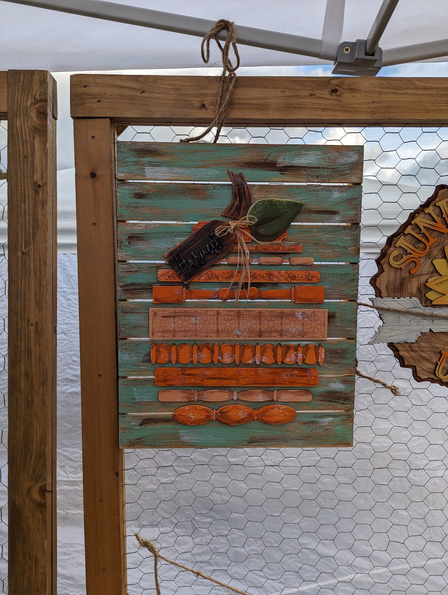 Pumpkin Spindle Shiplap Sign