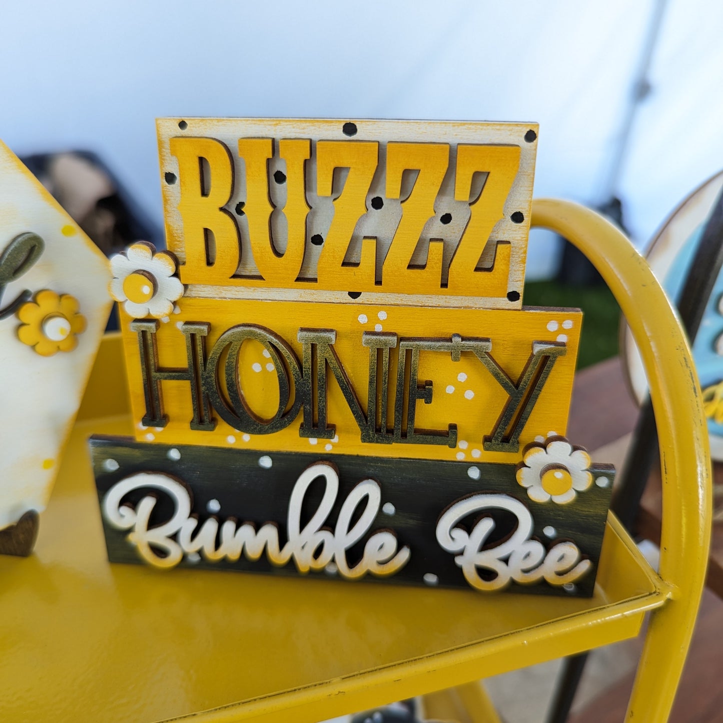 Bee Tiered Tray Decorations