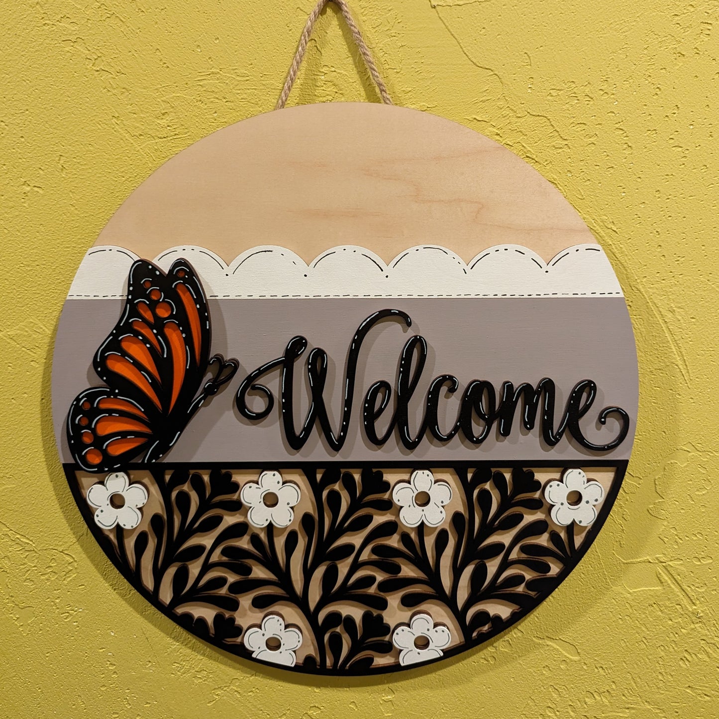Butterfly Welcome Sign, 15" Round