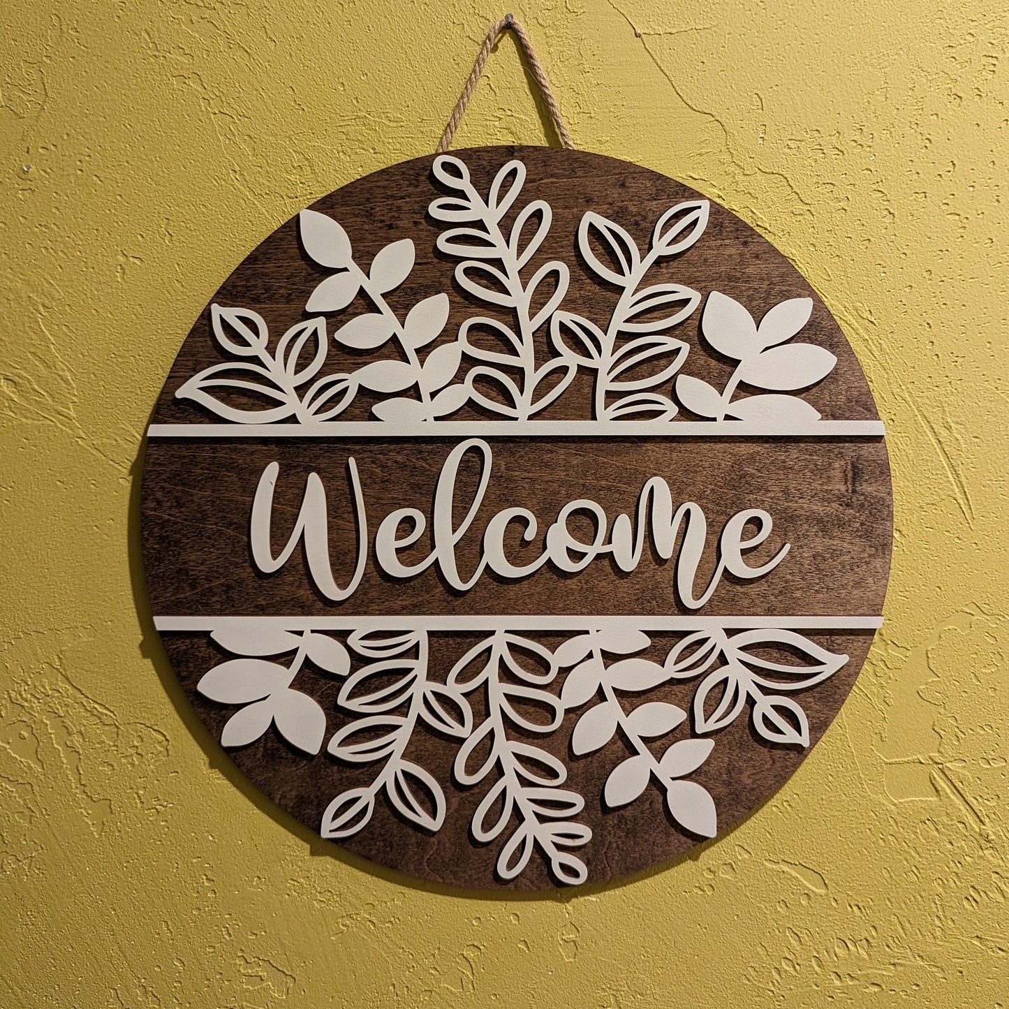 Welcome Floral Spray Sign Round