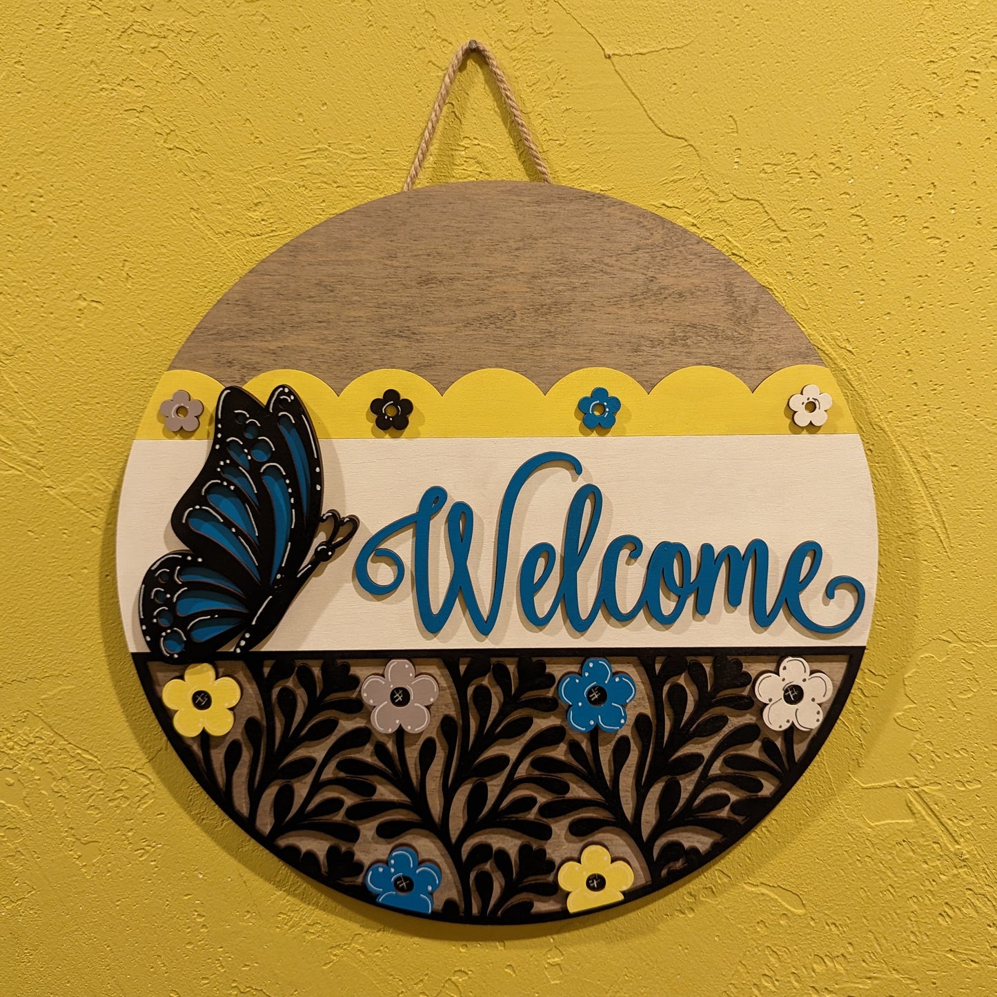 Butterfly Welcome Sign, 15" Round