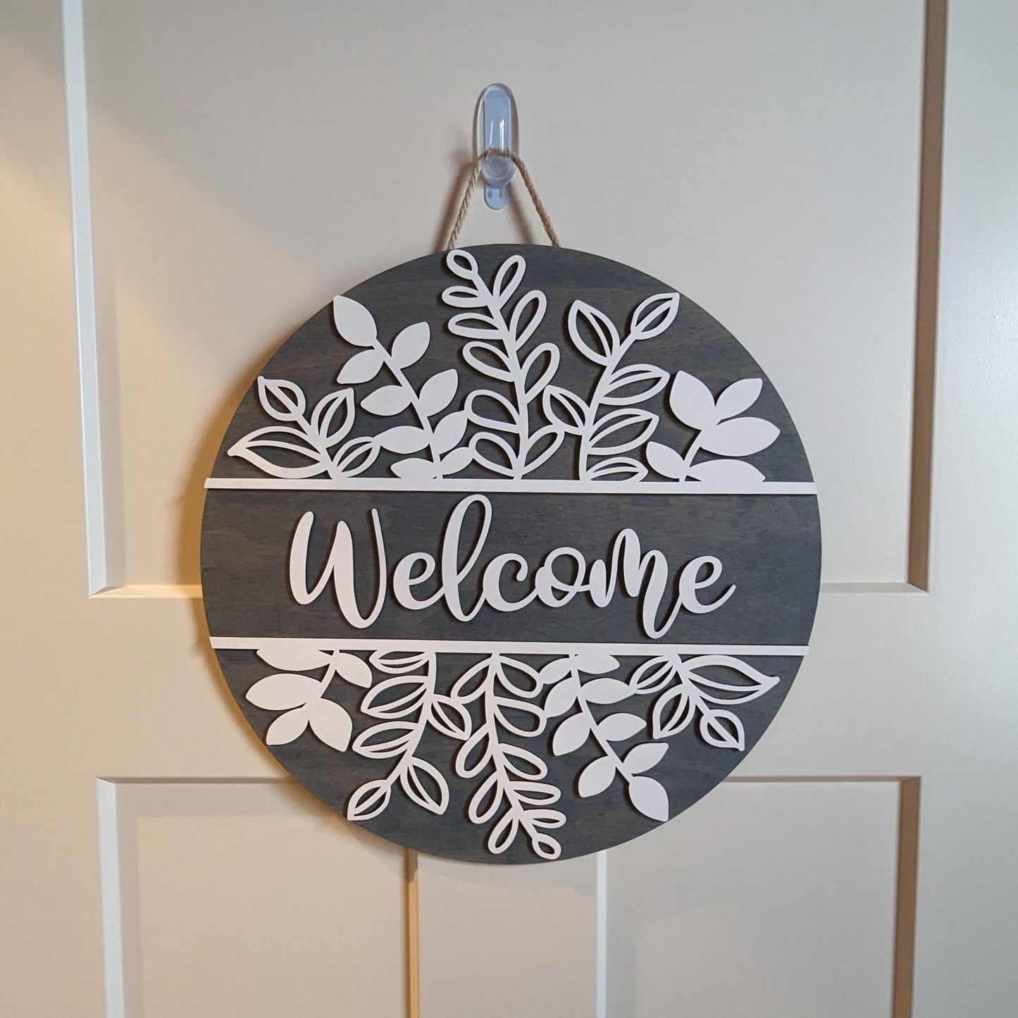 Welcome Floral Spray Sign Round